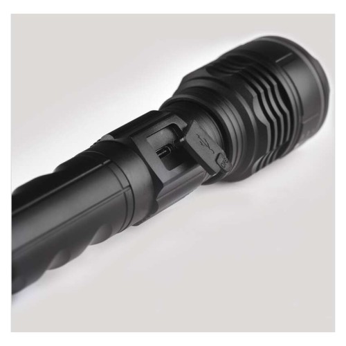 Torcia LED Ricaricabile in Metallo... Torcia LED Ricaricabile in Metallo...