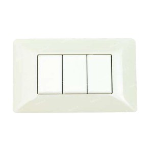 placca 3 moduli Matix bianca compatibile