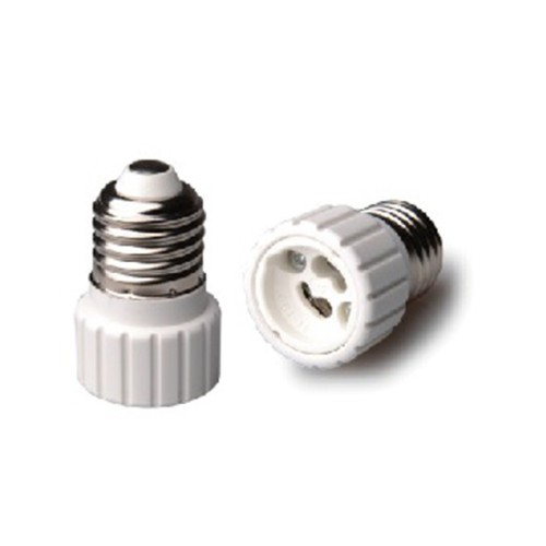 Convertitore di attacco E27 a G9 termoplastico bianco.