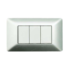 placca 3 moduli argento compatibile Matix