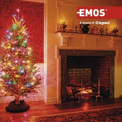 Rilevatore gas EMOS GS869 installato in ambiente domestico con camino acceso Rilevatore gas EMOS GS869 installato in ambiente domestico con camino acceso