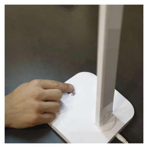 Lampada Tavolo LED Dimmerabile CHASE... Lampada Tavolo LED Dimmerabile CHASE...