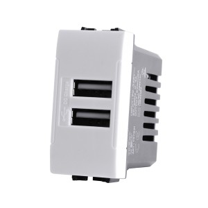 PRESA USB DOPPIA 5V 2A 821B...