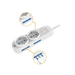 Multipresa Bianca 3 Posti con Interruttore, 1 Universale e 2 Bipasso Cavo 1,5m | Ecova 30331N 2