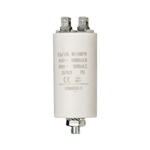 CONDENSATORE 6,3 uF 450V...
