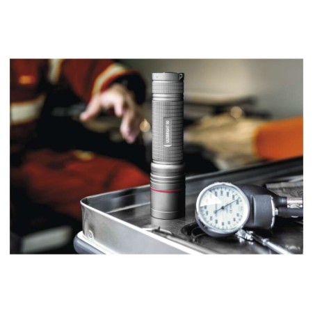 Torcia Ultibright 90 CREE XML2 U3 1200lm IP65 - Ricaricabile | EMOS P3190