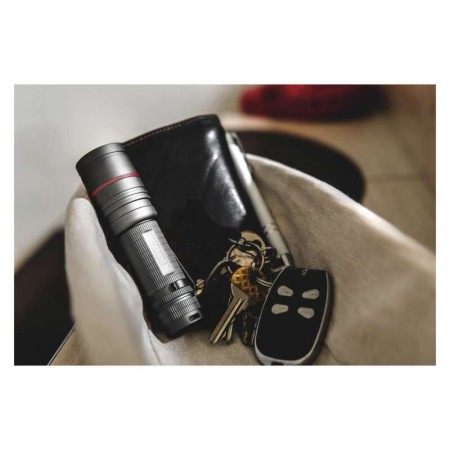 Torcia Ultibright 70 CREE XP-G2 S3 340lm IP65: Luminosità e Resistenza | EMOS P3170