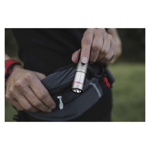 Torcia Ultibright 60 CREE XP-E2 R5... Torcia Ultibright 60 CREE XP-E2 R5...