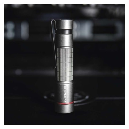 Torcia Ultibright 60 CREE XP-E2 R5 170lm IP65: Luminosità e Resistenza | EMOS P3160